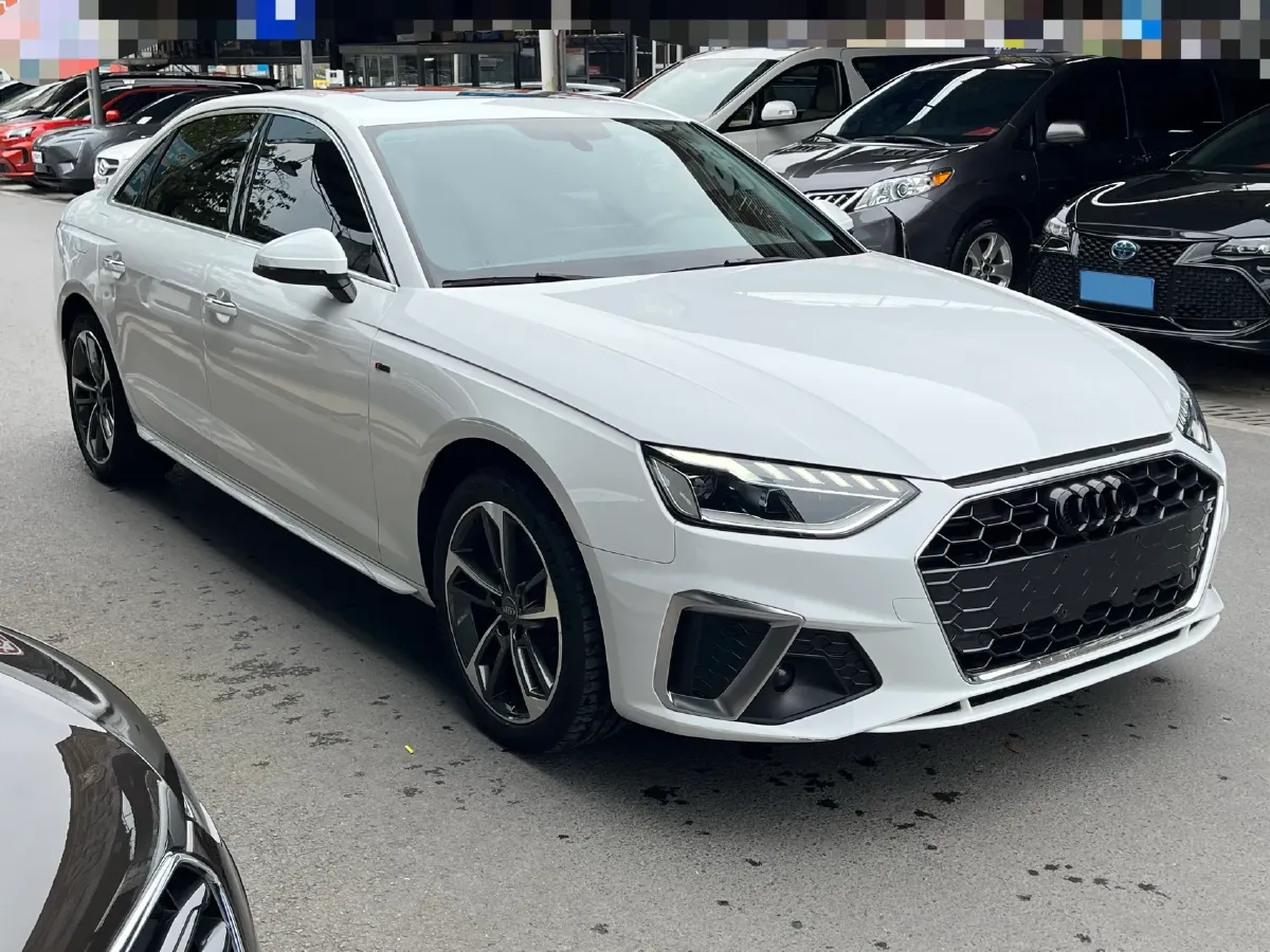 2020 Audi A4L 2.0T 190HP L4 7DCT,autocango,china used car exporter,china ev exporter,chinese used car exporter,chinese used ev exporter