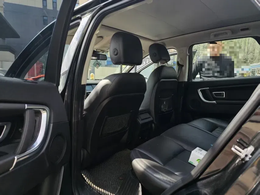 2019 Land Rover Discovery Sport 2.0T 241HP L4 9AT,autocango,china used car exporter,china ev exporter,chinese used car exporter,chinese used ev exporter