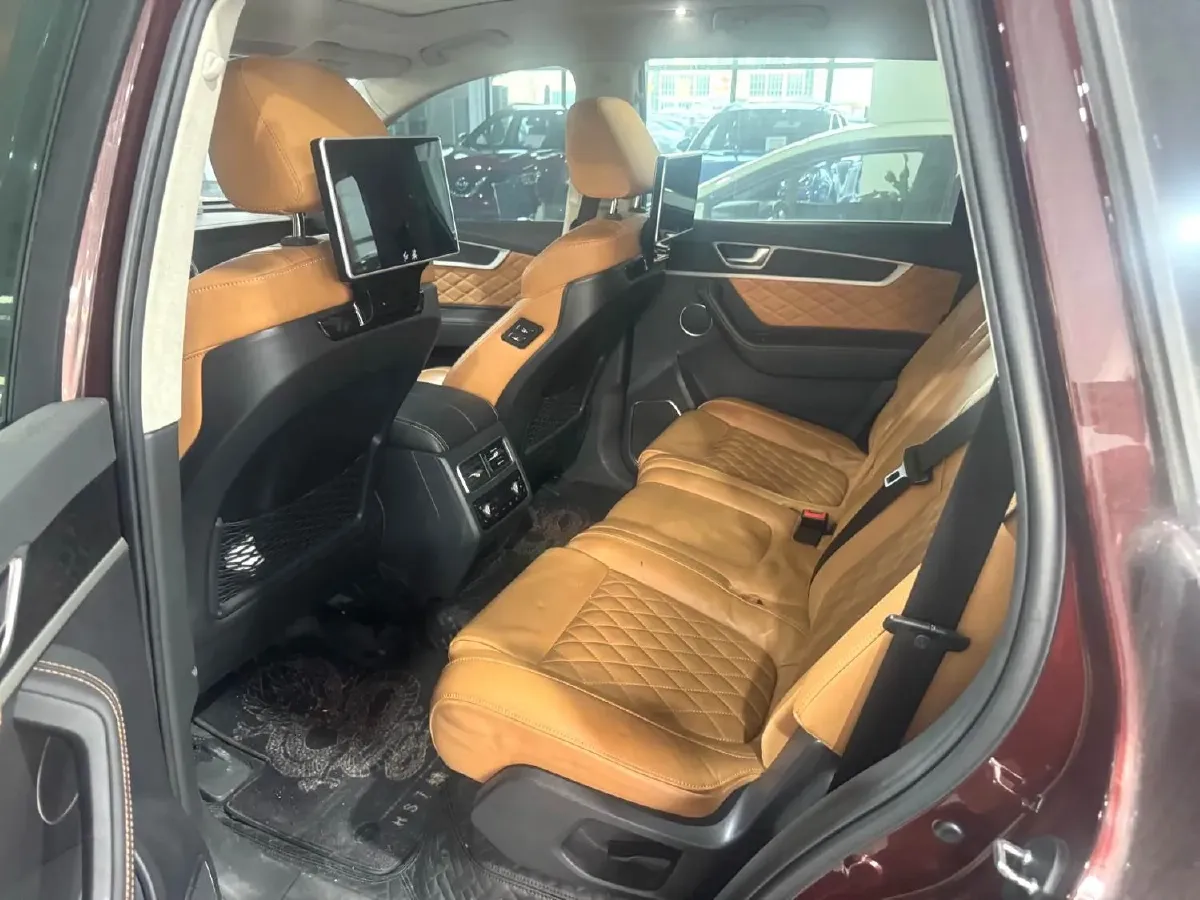 2019 HongQi HS7 3.0T 337HP V6 8AT,autocango,china used car exporter,china ev exporter,chinese used car exporter,chinese used ev exporter