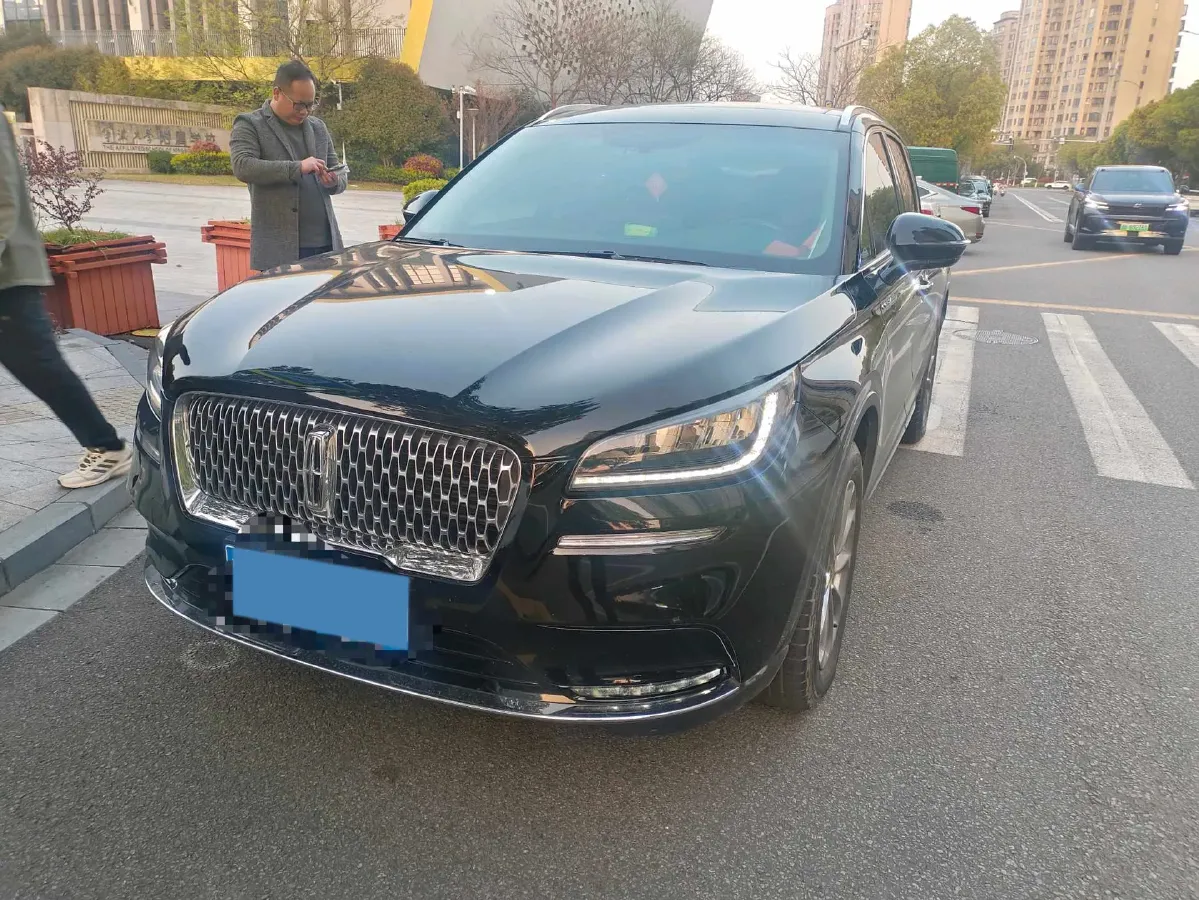 2020 Lincoln Corsair 2.0T 245HP L4 8AT,autocango,china used car exporter,china ev exporter,chinese used car exporter,chinese used ev exporter