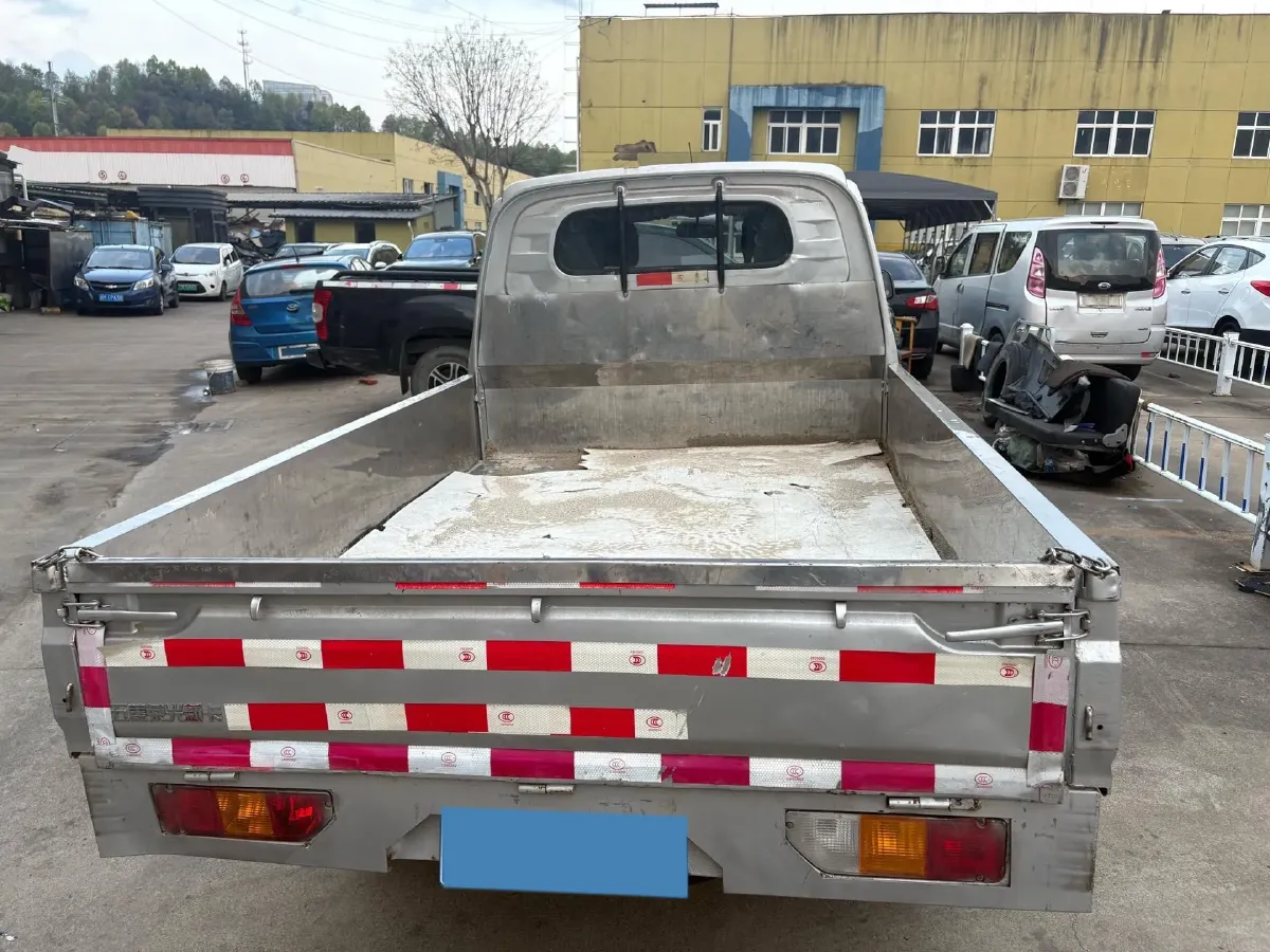 2021 WuLing RongGuang New Truck 1.8L 125HP L4 5MT,autocango,china used car exporter,china ev exporter,chinese used car exporter,chinese used ev exporter