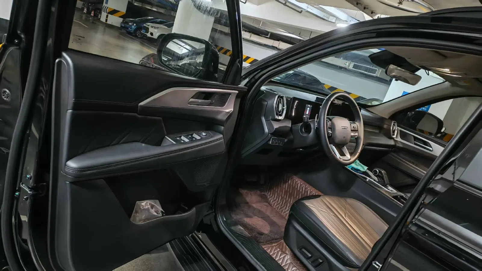 2025 Haval H5 2.0T 224HP L4 8AT,autocango,china used car exporter,china ev exporter,chinese used car exporter,chinese used ev exporter