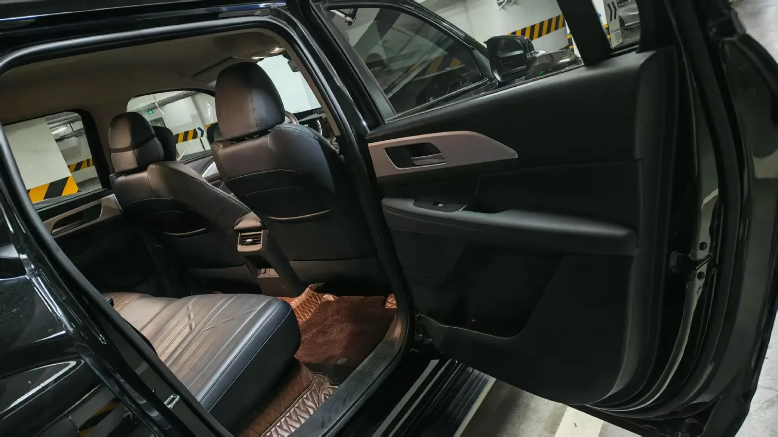 2025 Haval H5 2.0T 224HP L4 8AT,autocango,china used car exporter,china ev exporter,chinese used car exporter,chinese used ev exporter