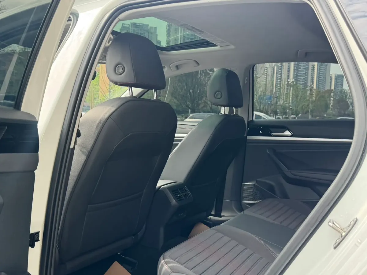 2024 Volkswagen Lavida 1.5T 160HP L4 7DCT,autocango,china used car exporter,china ev exporter,chinese used car exporter,chinese used ev exporter