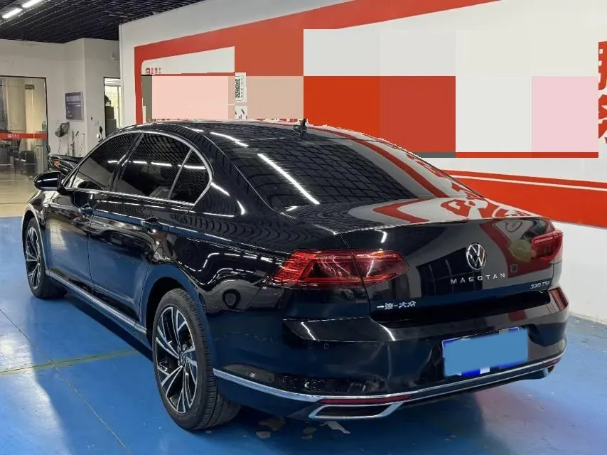 2020 Volkswagen Magotan 2.0T 186HP L4 7DCT,autocango,china used car exporter,china ev exporter,chinese used car exporter,chinese used ev exporter