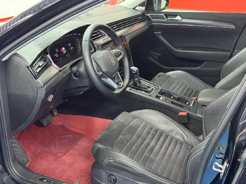 2020 Volkswagen Magotan 2.0T 186HP L4 7DCT,autocango,china used car exporter,china ev exporter,chinese used car exporter,chinese used ev exporter