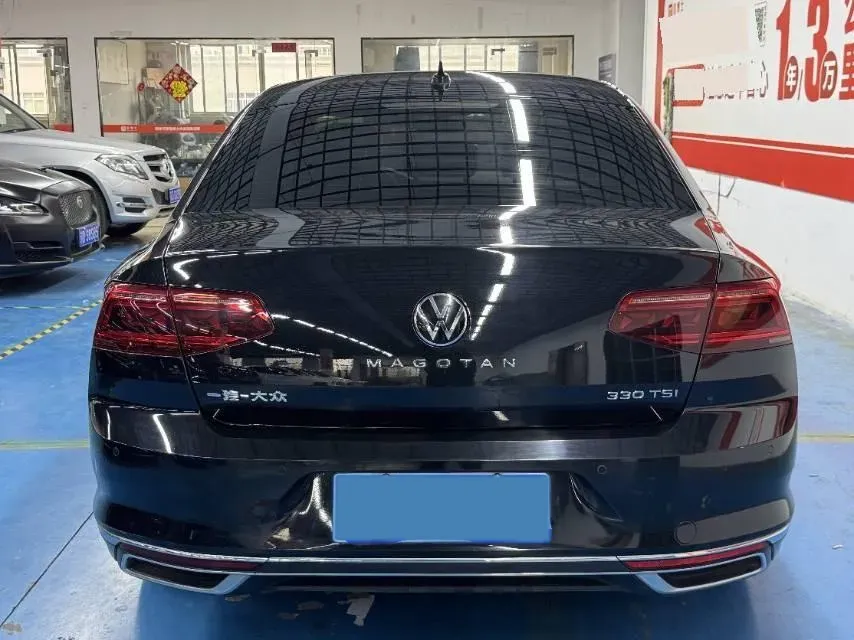 2020 Volkswagen Magotan 2.0T 186HP L4 7DCT,autocango,china used car exporter,china ev exporter,chinese used car exporter,chinese used ev exporter