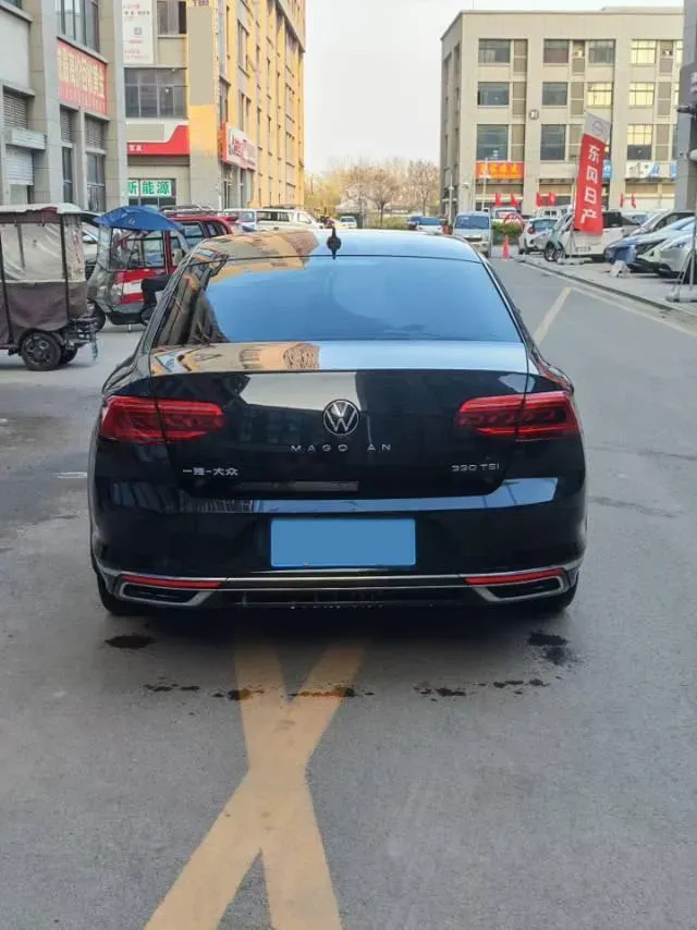 2020 Volkswagen Magotan 2.0T 186HP L4 7DCT,autocango,china used car exporter,china ev exporter,chinese used car exporter,chinese used ev exporter