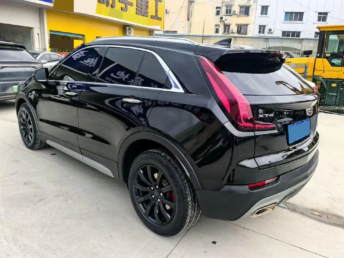 2021 Cadillac XT4 2.0T 237HP L4 9AT,autocango,china used car exporter,china ev exporter,chinese used car exporter,chinese used ev exporter