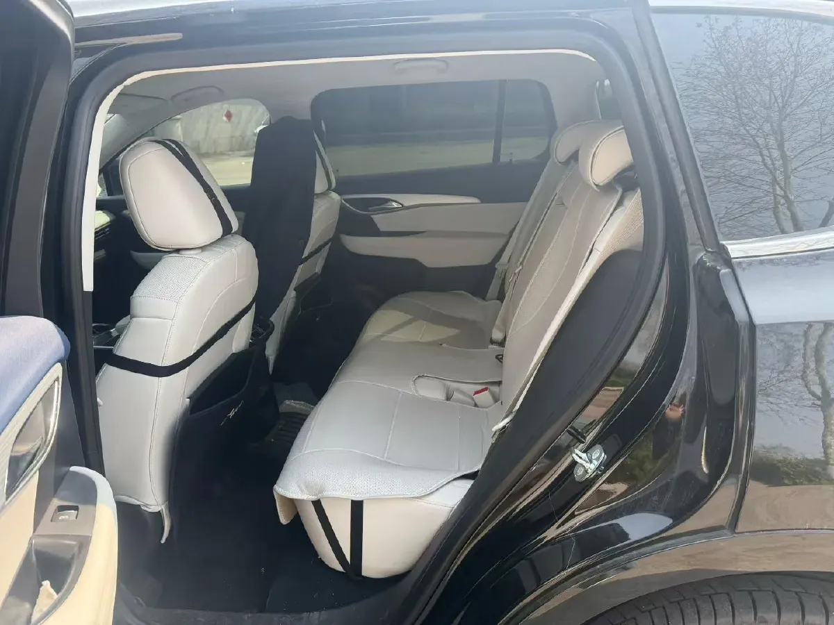 2025 Buick EnvisionPlus 2.0T 237HP L4 9AT,autocango,china used car exporter,china ev exporter,chinese used car exporter,chinese used ev exporter