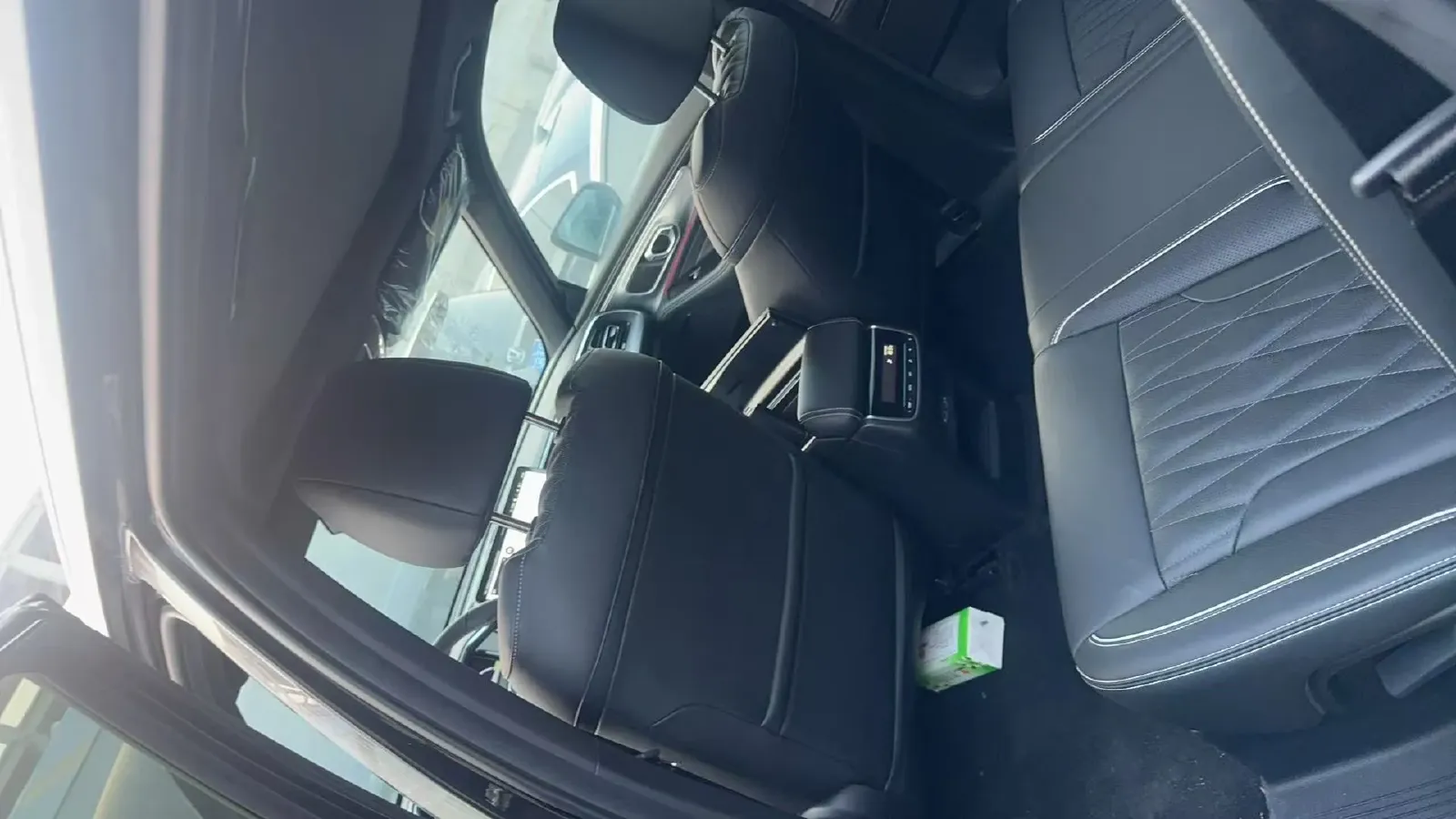 2022 GAC Trumpchi GS8 2.0T 252HP L4 8AT,autocango,china used car exporter,china ev exporter,chinese used car exporter,chinese used ev exporter