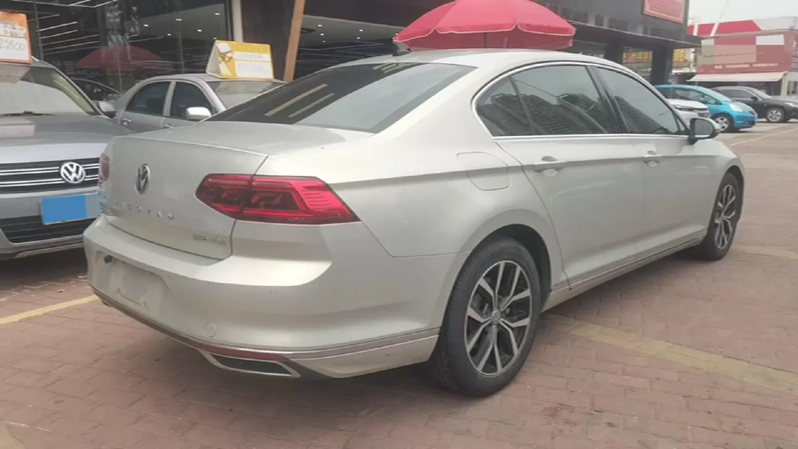 2020 Volkswagen Magotan 2.0T 186HP L4 7DCT,autocango,china used car exporter,china ev exporter,chinese used car exporter,chinese used ev exporter