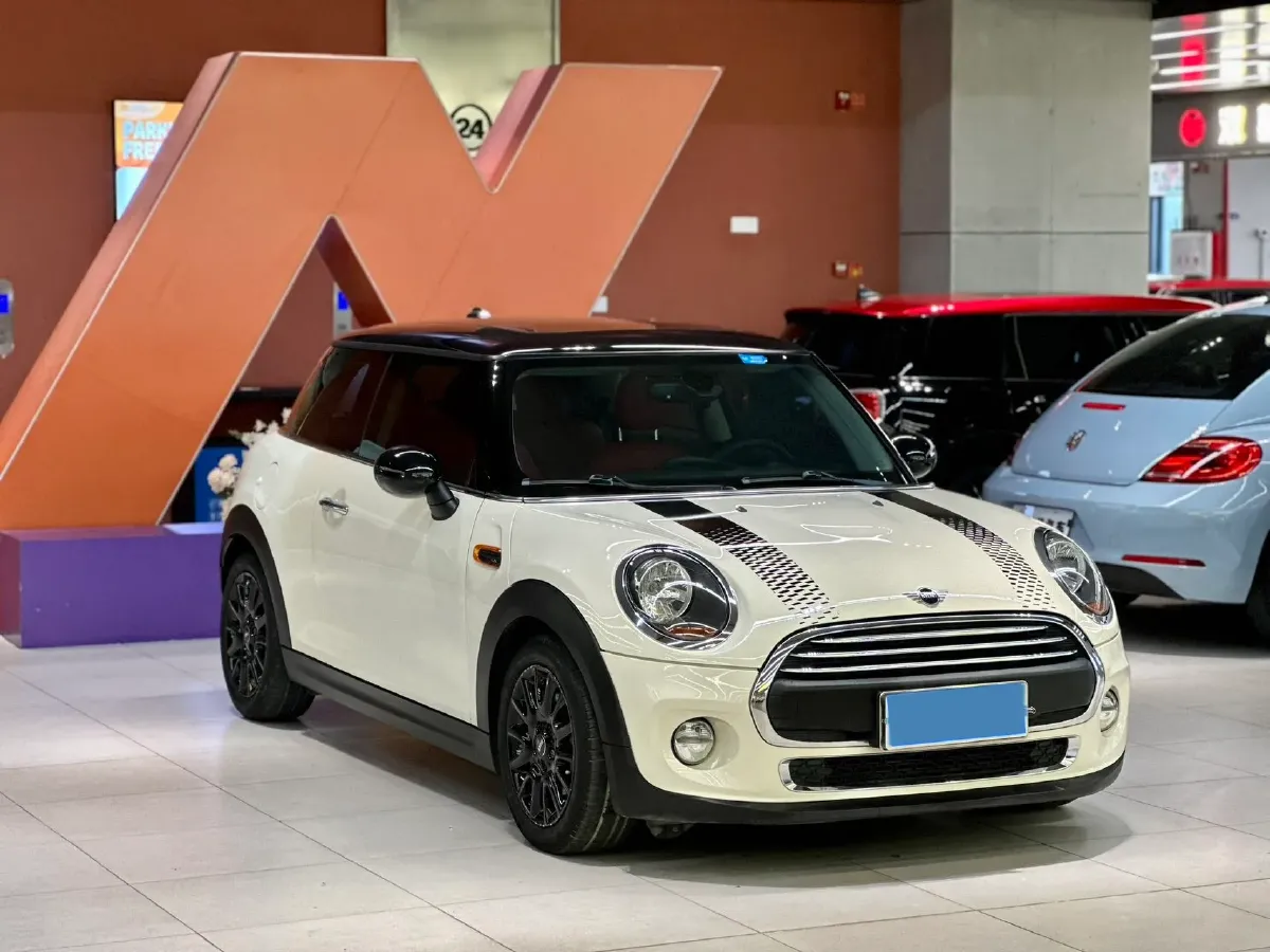 2019 MINI MINI 1.5T 102HP L3 7DCT,autocango,china used car exporter,china ev exporter,chinese used car exporter,chinese used ev exporter