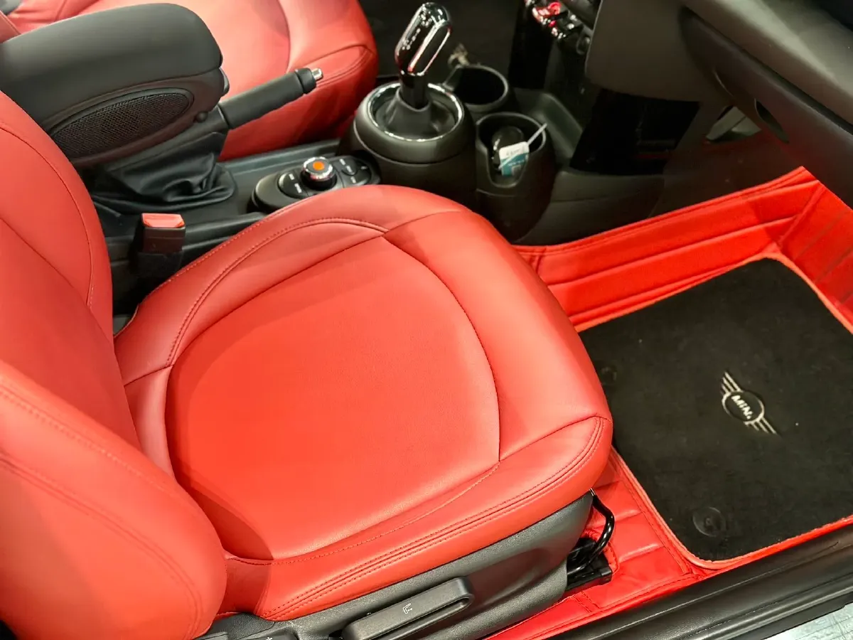 2019 MINI MINI 1.5T 102HP L3 7DCT,autocango,china used car exporter,china ev exporter,chinese used car exporter,chinese used ev exporter