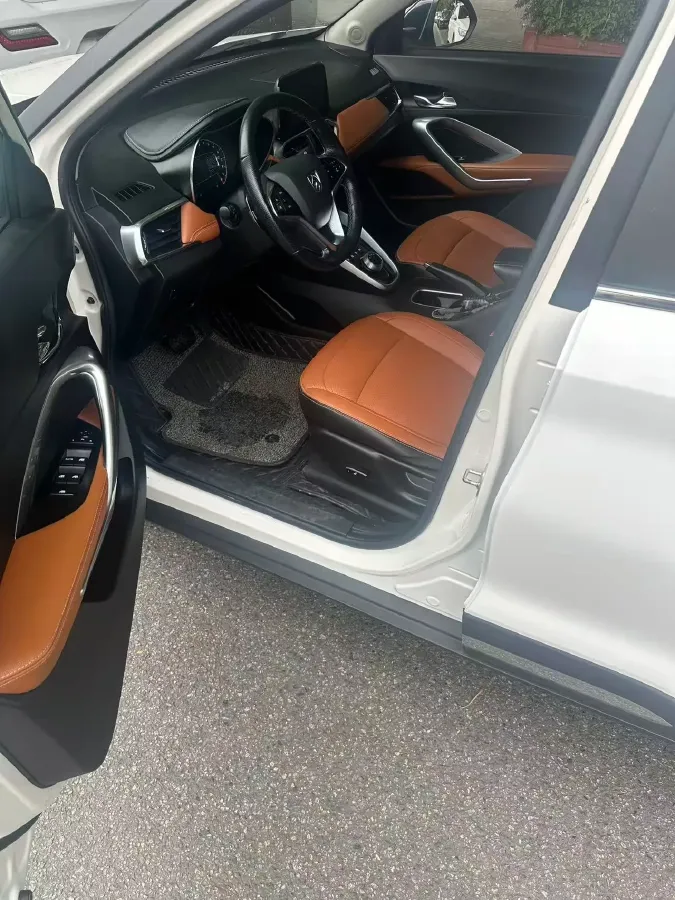 2018 KaiYi E3 1.6L 110HP L4 5MT,autocango,china used car exporter,china ev exporter,chinese used car exporter,chinese used ev exporter