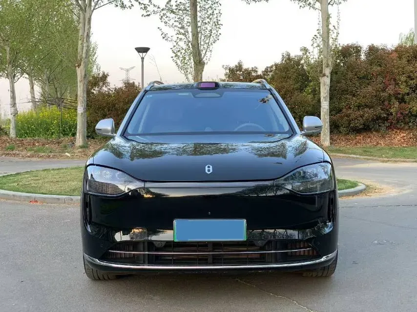 2025 AITO AITO M9 REEV 160HP REEV 52KWH,autocango,china used car exporter,china ev exporter,chinese used car exporter,chinese used ev exporter