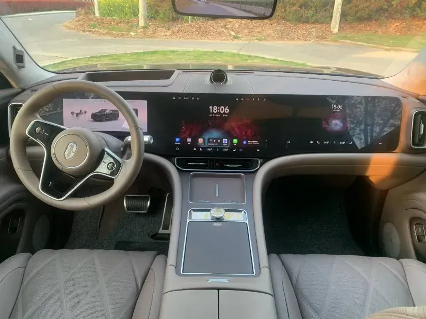 2025 AITO AITO M9 REEV 160HP REEV 52KWH,autocango,china used car exporter,china ev exporter,chinese used car exporter,chinese used ev exporter