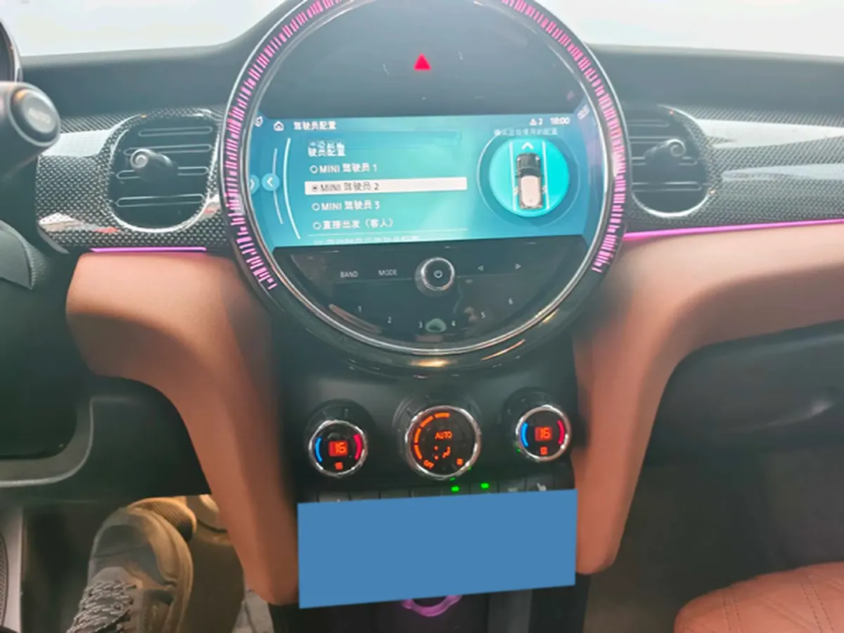 2022 MINI MINI 1.5T 136HP L3 7DCT,autocango,china used car exporter,china ev exporter,chinese used car exporter,chinese used ev exporter