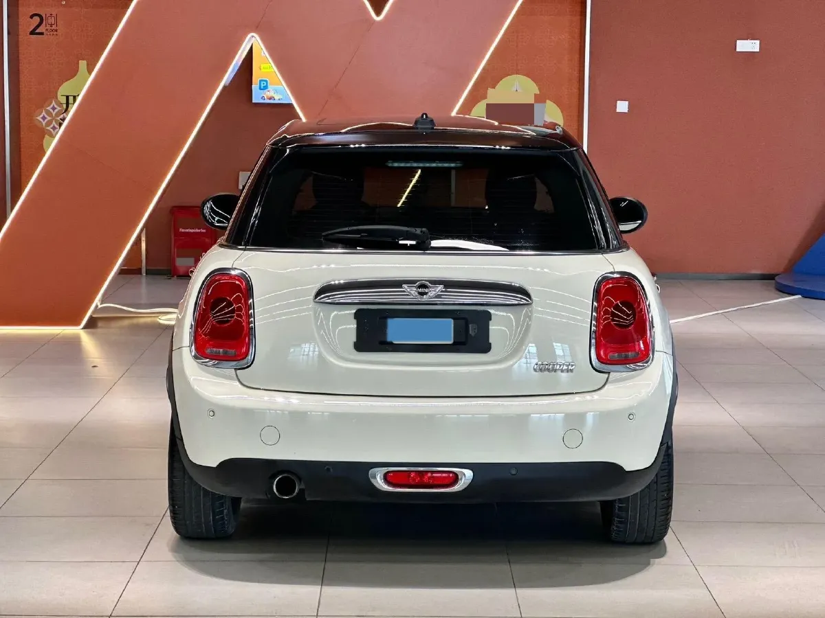 2016 MINI MINI 1.5T 136HP L3 6AT,autocango,china used car exporter,china ev exporter,chinese used car exporter,chinese used ev exporter