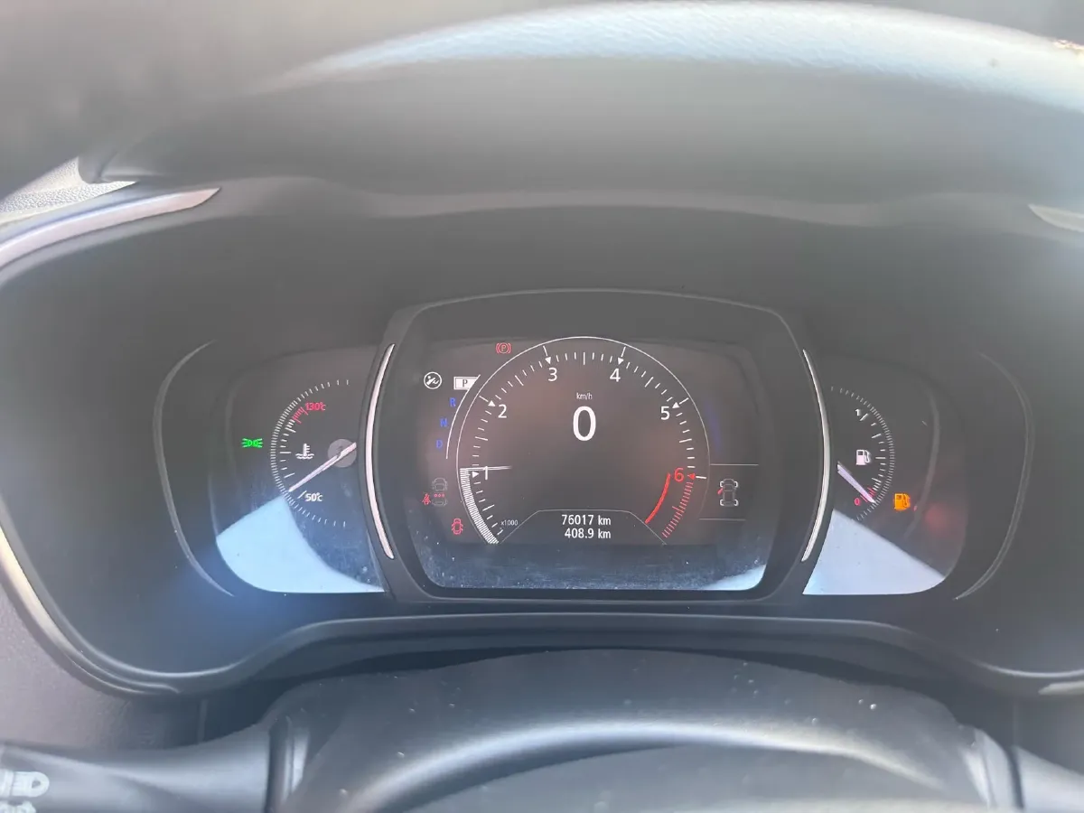 2017 Renault Kadjar 2.0L 150HP L4 CVT,autocango,china used car exporter,china ev exporter,chinese used car exporter,chinese used ev exporter