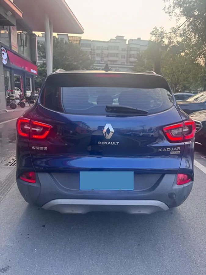 2017 Renault Kadjar 2.0L 150HP L4 CVT,autocango,china used car exporter,china ev exporter,chinese used car exporter,chinese used ev exporter