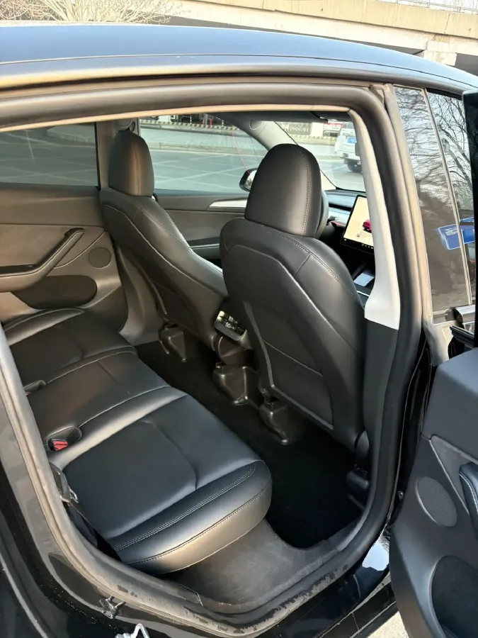 2023 Tesla Model Y BEV 78.4KWH,autocango,china used car exporter,china ev exporter,chinese used car exporter,chinese used ev exporter