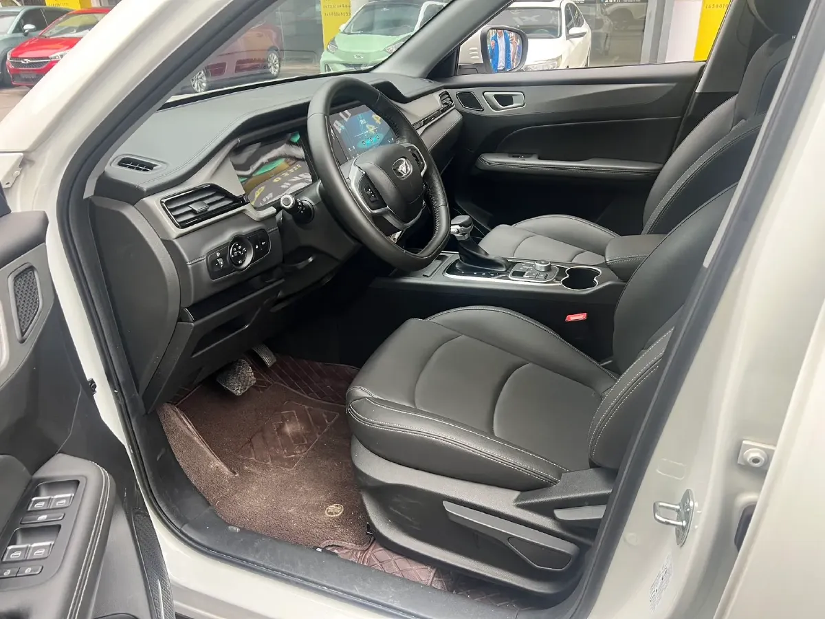 2024 KaiYi XuanJie 1.5L 116HP L4 CVT,autocango,china used car exporter,china ev exporter,chinese used car exporter,chinese used ev exporter