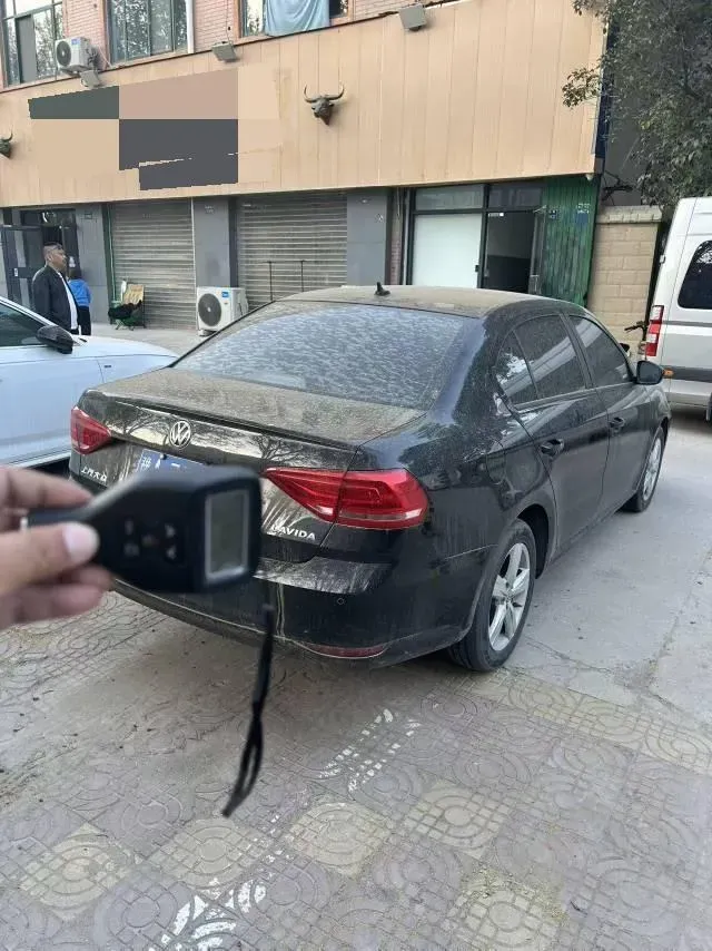 2017 Volkswagen Lavida 1.6L 110HP L4 6AT,autocango,china used car exporter,china ev exporter,chinese used car exporter,chinese used ev exporter