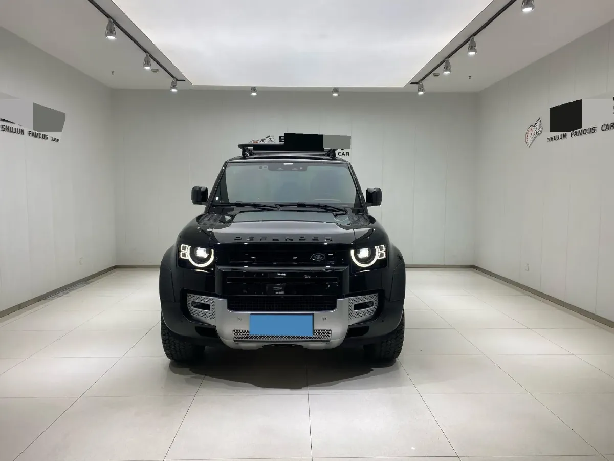 2023 Land Rover Defender 3.0T 400HP L6 8AT,autocango,china used car exporter,china ev exporter,chinese used car exporter,chinese used ev exporter