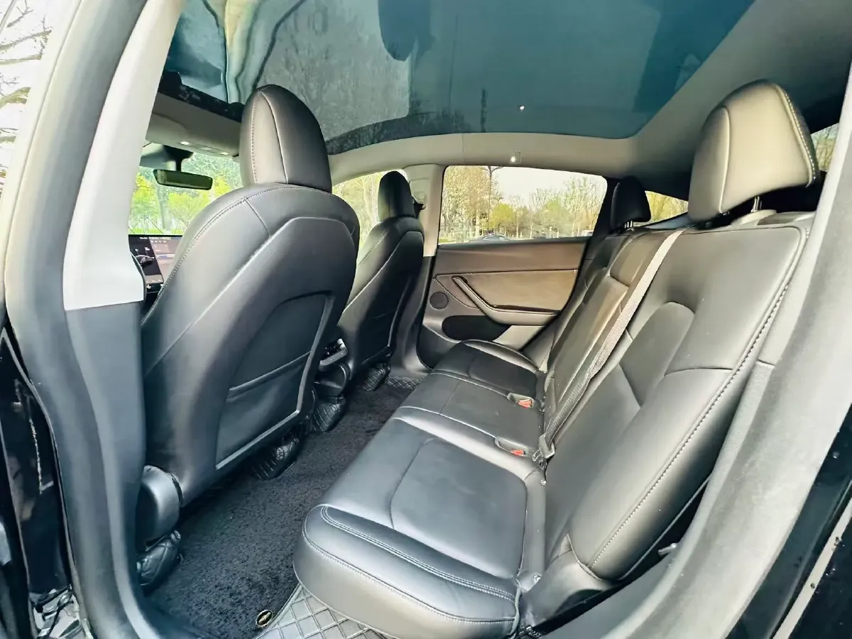 2021 Tesla Model Y BEV 60KWH,autocango,china used car exporter,china ev exporter,chinese used car exporter,chinese used ev exporter