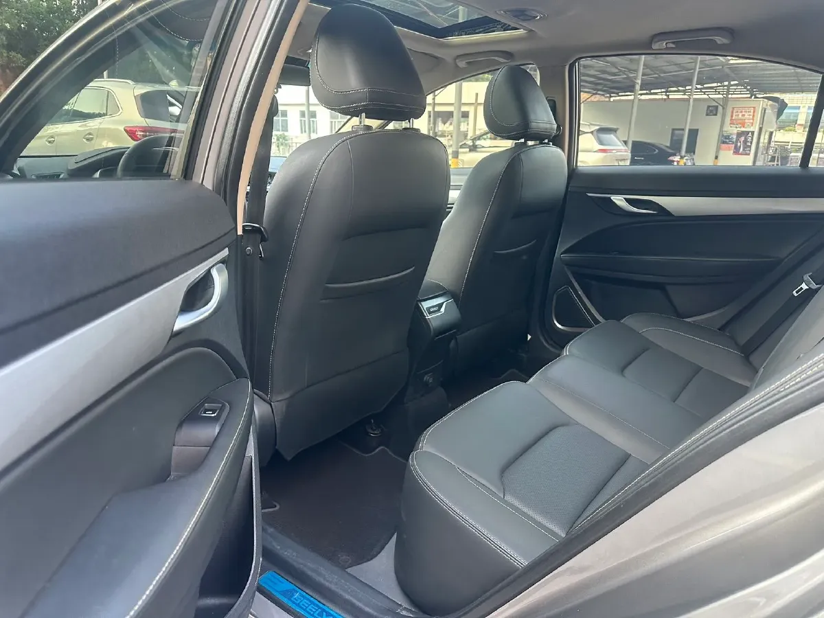 2018 Geely Emgrand 1.5L 109HP L4 CVT,autocango,china used car exporter,china ev exporter,chinese used car exporter,chinese used ev exporter