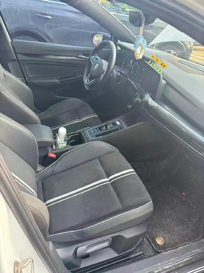 2021 Volkswagen Golf 1.4T 150HP L4 7DCT,autocango,china used car exporter,china ev exporter,chinese used car exporter,chinese used ev exporter