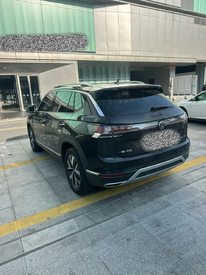 2024 Volkswagen Tayron 2.0T 186HP L4 7DCT,autocango,china used car exporter,china ev exporter,chinese used car exporter,chinese used ev exporter