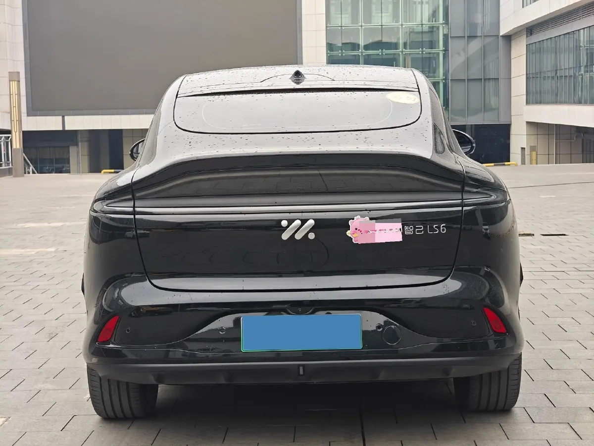2023 IM LS6 BEV 71KWH,autocango,china used car exporter,china ev exporter,chinese used car exporter,chinese used ev exporter