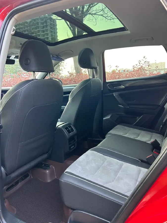 2020 Volkswagen Tayron X 2.0T 186HP L4 7DCT,autocango,china used car exporter,china ev exporter,chinese used car exporter,chinese used ev exporter