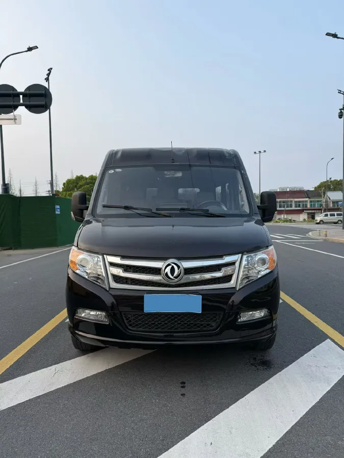 2021 DongFeng DFAC YuFeng 2.5T 136HP L4 6MT,autocango,china used car exporter,china ev exporter,chinese used car exporter,chinese used ev exporter