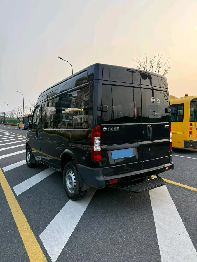 2021 DongFeng DFAC YuFeng 2.5T 136HP L4 6MT,autocango,china used car exporter,china ev exporter,chinese used car exporter,chinese used ev exporter