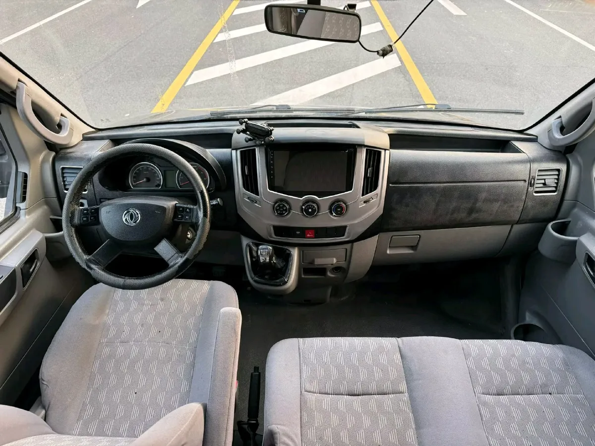 2021 DongFeng DFAC YuFeng 2.5T 136HP L4 6MT,autocango,china used car exporter,china ev exporter,chinese used car exporter,chinese used ev exporter