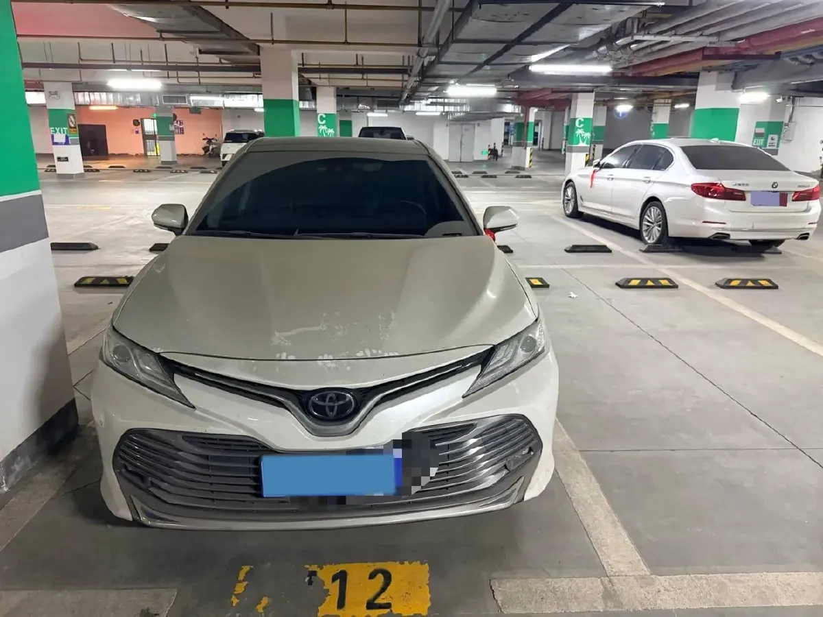 2019 Toyota Camry 2.5L 209HP L4 8AT,autocango,china used car exporter,china ev exporter,chinese used car exporter,chinese used ev exporter