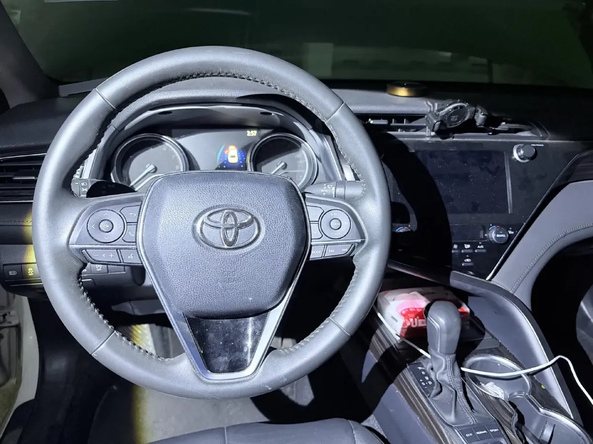 2019 Toyota Camry 2.5L 209HP L4 8AT,autocango,china used car exporter,china ev exporter,chinese used car exporter,chinese used ev exporter