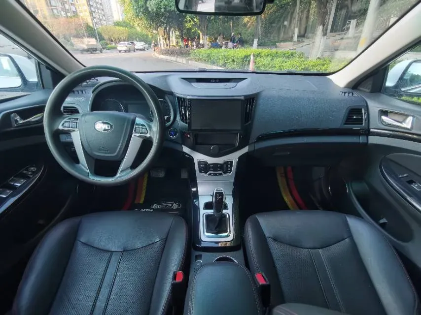 2018 Volkswagen C-Trek 1.4T 131HP L4 7DCT,autocango,china used car exporter,china ev exporter,chinese used car exporter,chinese used ev exporter