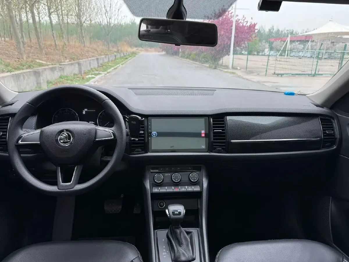 2018 Skoda Kodiak 2.0T 186HP L4 7DCT,autocango,china used car exporter,china ev exporter,chinese used car exporter,chinese used ev exporter