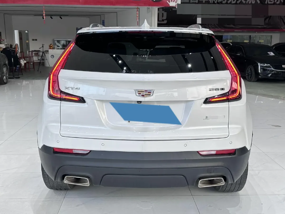 2021 Cadillac XT4 2.0T 237HP L4 9AT,autocango,china used car exporter,china ev exporter,chinese used car exporter,chinese used ev exporter