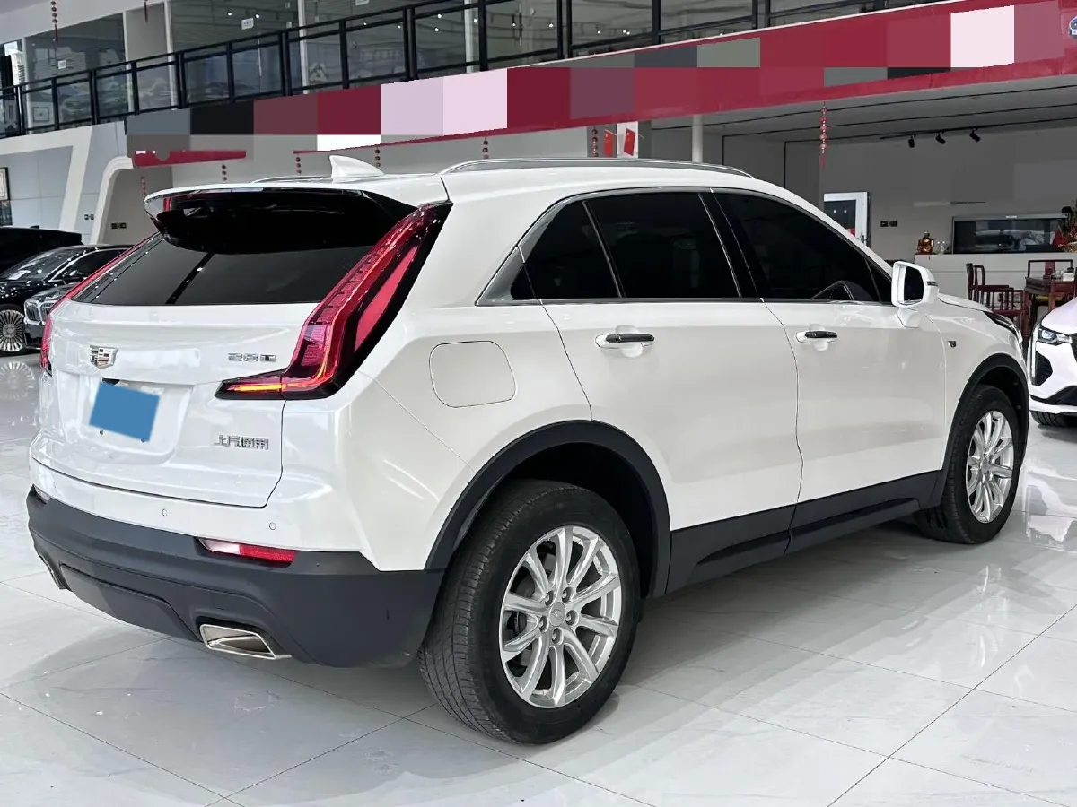 2021 Cadillac XT4 2.0T 237HP L4 9AT,autocango,china used car exporter,china ev exporter,chinese used car exporter,chinese used ev exporter