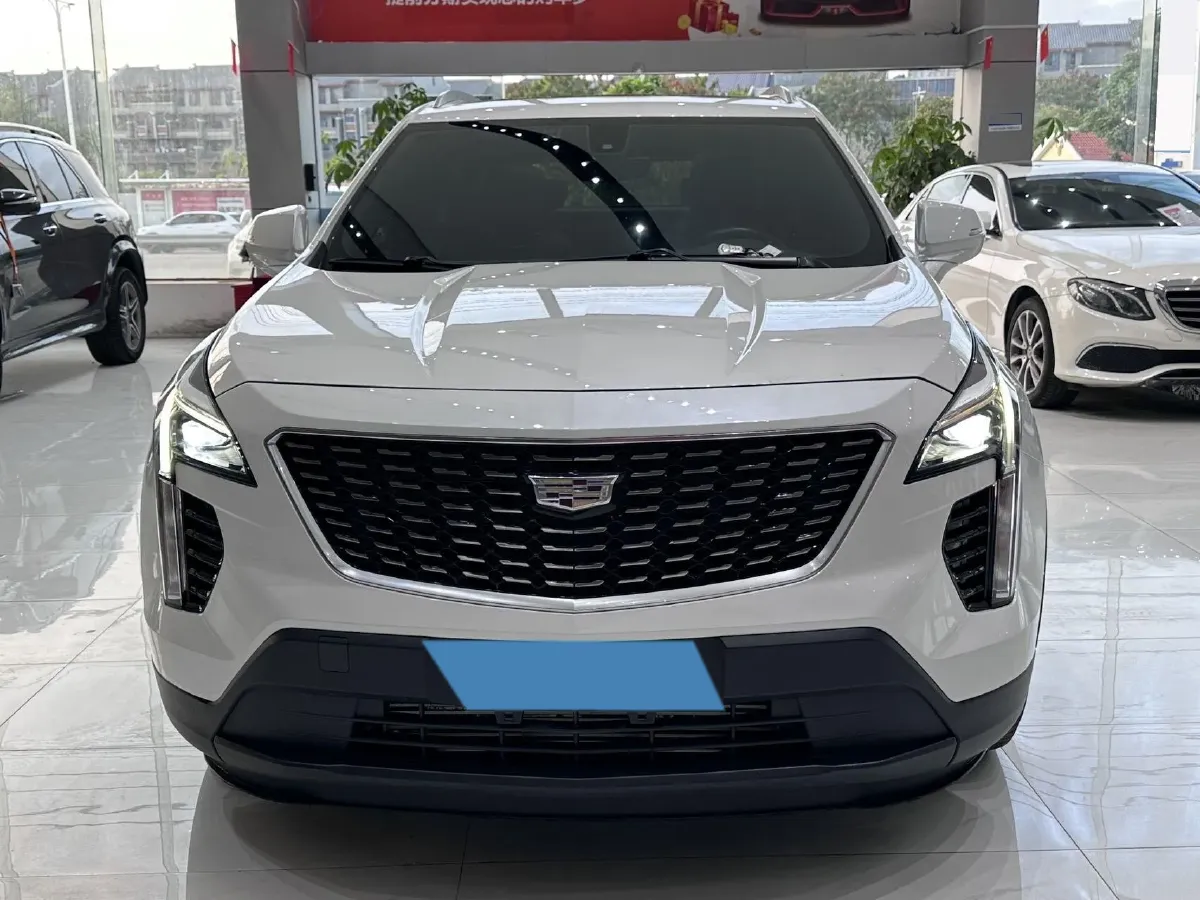 2021 Cadillac XT4 2.0T 237HP L4 9AT,autocango,china used car exporter,china ev exporter,chinese used car exporter,chinese used ev exporter