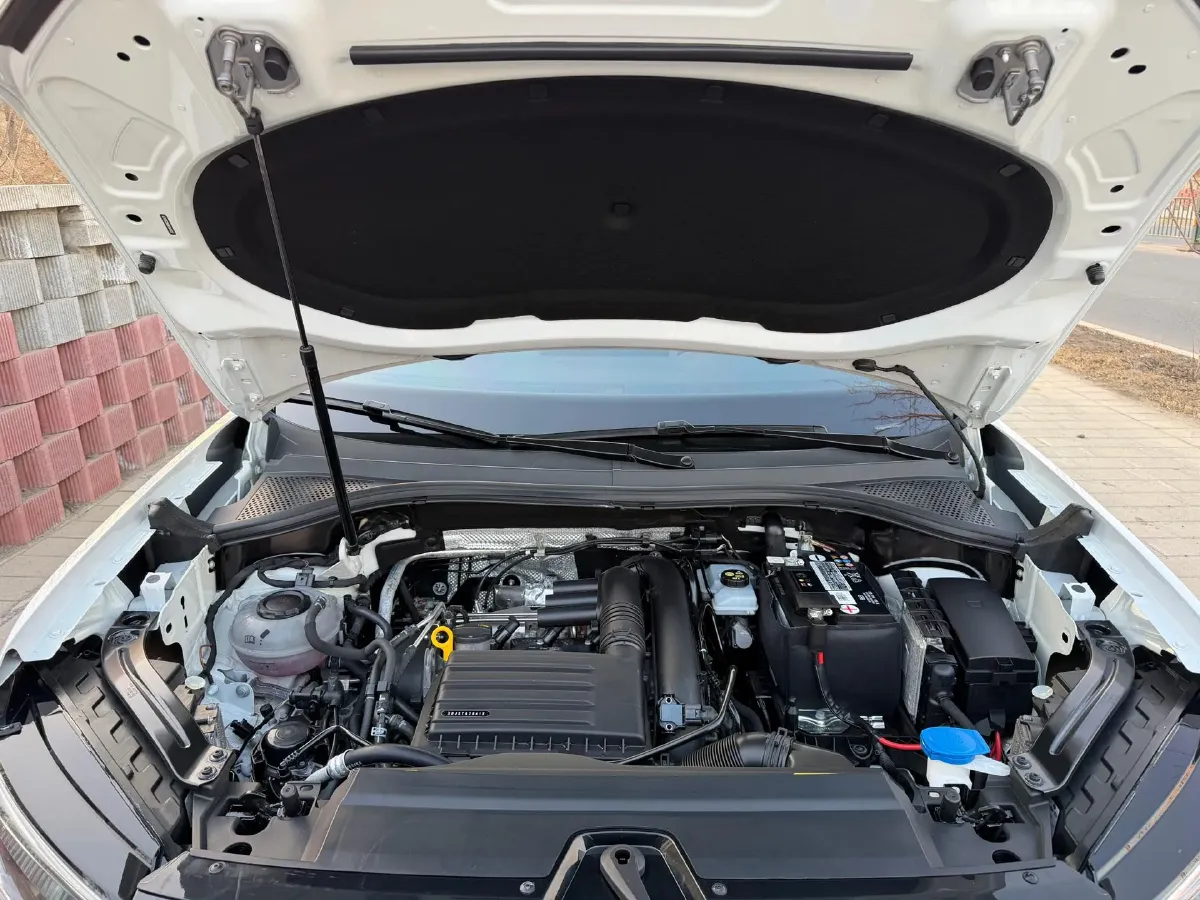 2023 Volkswagen Tayron 1.4T 150HP L4 7DCT,autocango,china used car exporter,china ev exporter,chinese used car exporter,chinese used ev exporter