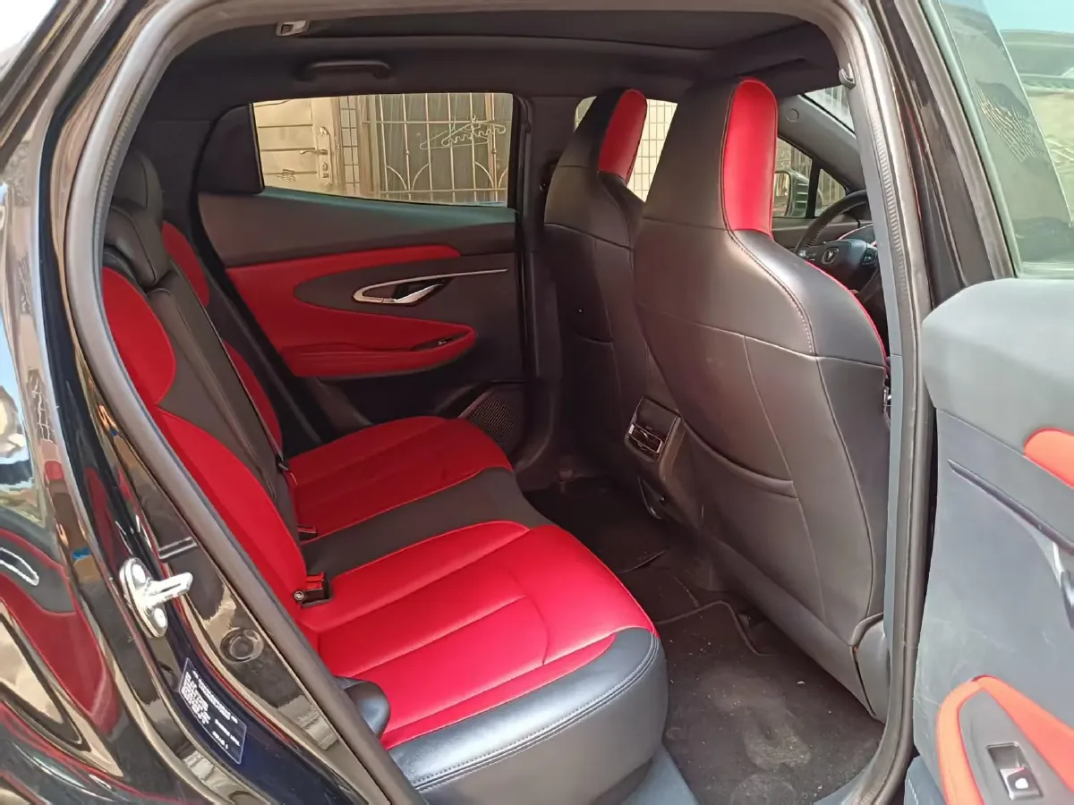 2020 ChangAn UNI-T 1.5T 180HP L4 7DCT,autocango,china used car exporter,china ev exporter,chinese used car exporter,chinese used ev exporter