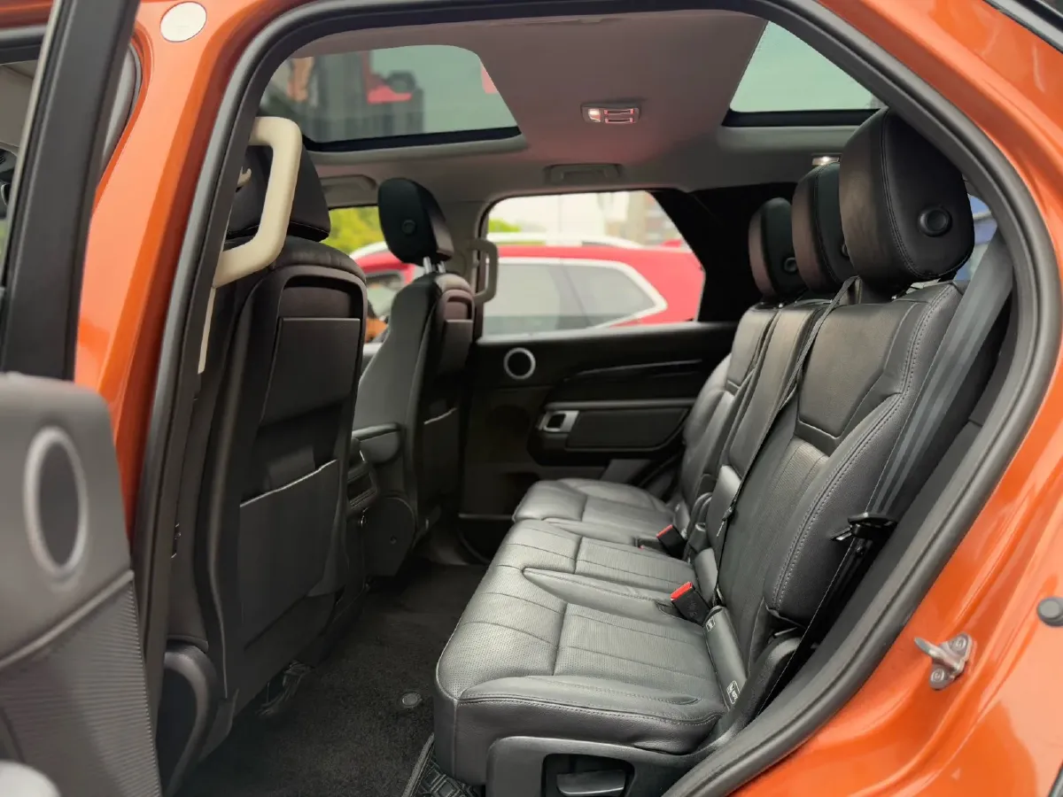 2017 Land Rover Discovery 3.0T 340HP V6 8AT,autocango,china used car exporter,china ev exporter,chinese used car exporter,chinese used ev exporter