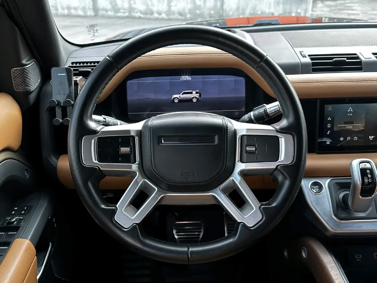 2021 Land Rover Defender 3.0T 400HP L6 8AT,autocango,china used car exporter,china ev exporter,chinese used car exporter,chinese used ev exporter