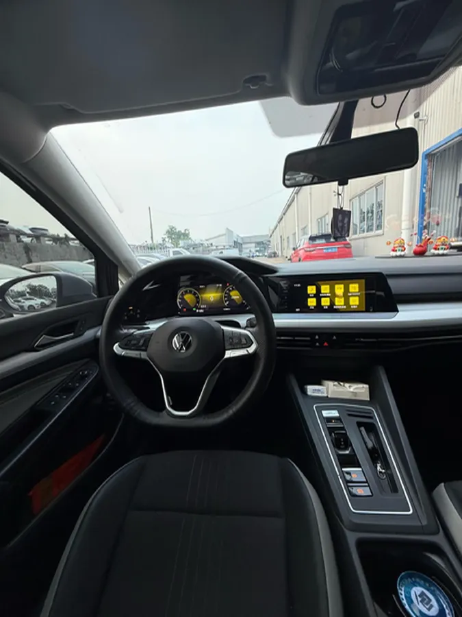2023 Volkswagen Golf 1.4T 150HP L4 7DCT,autocango,china used car exporter,china ev exporter,chinese used car exporter,chinese used ev exporter
